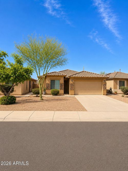 96 W Angus Rd, San Tan Valley, AZ, 85143-4985 | Card Image