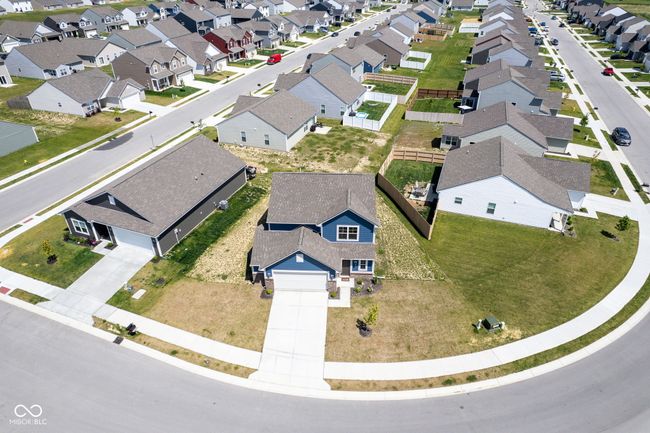 aerial view of residential area | Image 41
