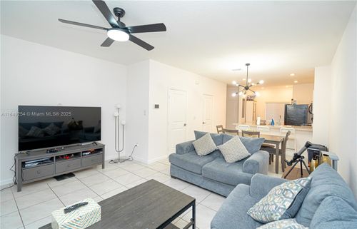 2820 Nw 180th St, Miami Gardens, FL, 33056-3482 | Card Image