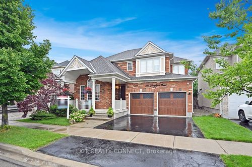 835 Chambers Pl, Milton, ON, L9T6A5 | Card Image