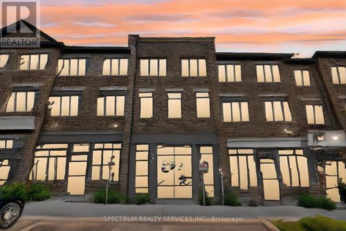 108-585 Colborne St, Brantford, ON, N3S0K4 | Card Image