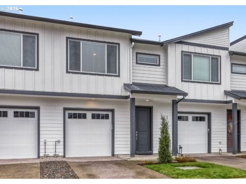 3131 S Linden St, Cornelius, OR, 97113-6100 | Card Image