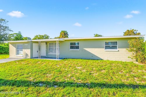 1598 3rd St, DAYTONA BEACH, FL, 32117-4557 | Card Image