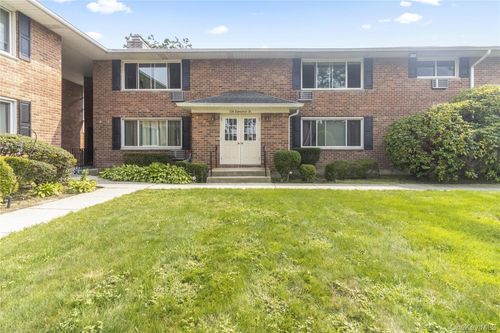 apt-l12-336 Edmunton Dr, Babylon, NY, 11703-5224 | Card Image