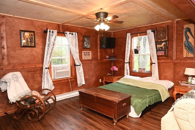 Sleeping Area | Image 12