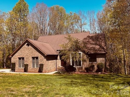 395 Wood Hollow Rd, Taylorsville, NC, 28681-7630 | Card Image