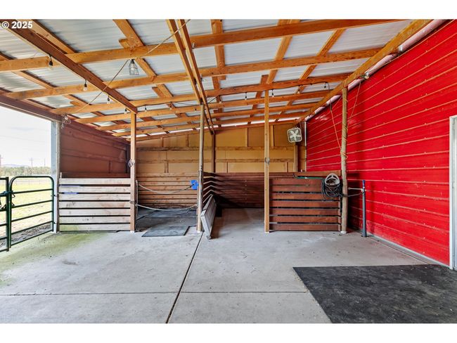 34207 Enos Dr, House other with 5 bedrooms, 5 bathrooms and 2 parking in Halsey OR | Image 43