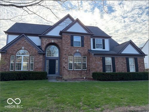 7617 Prairie View Dr, Indianapolis, IN, 46256-8404 | Card Image