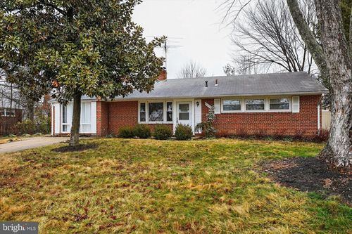 5219 Montgomery St, SPRINGFIELD, VA, 22151-3744 | Card Image