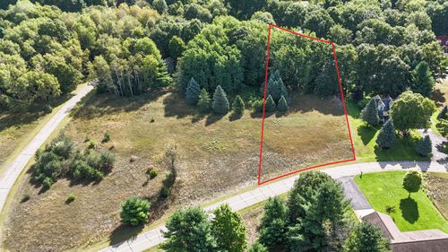 7256 Ryans Run, Stanwood, MI, 49346-8839 | Card Image