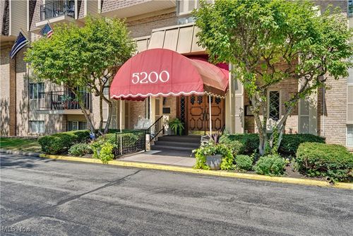 apt-505-5200 West Blvd, Youngstown, OH, 44512-2530 | Card Image