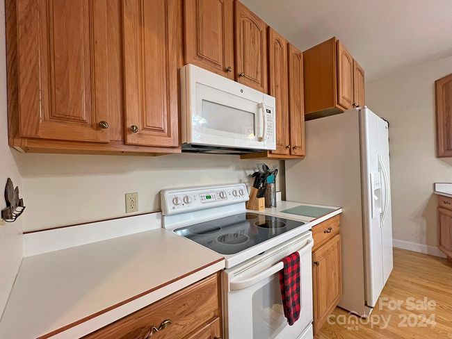 686 Fontana View Rd, House other with 4 bedrooms, 4 bathrooms and null parking in Bryson City NC | Image 14