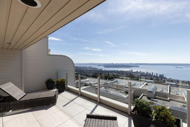 203 - 2274 Folkestone Way, Condo with 2 bedrooms, 1 bathrooms and 2 parking in West Vancouver BC | Image 29
