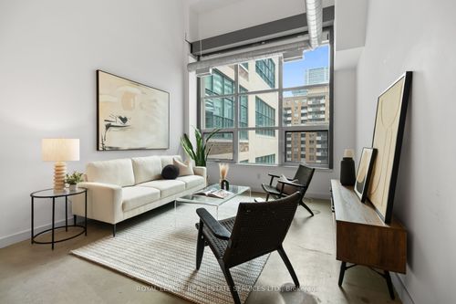 501-135 Dalhousie St, Toronto, ON, M5B2S1 | Card Image