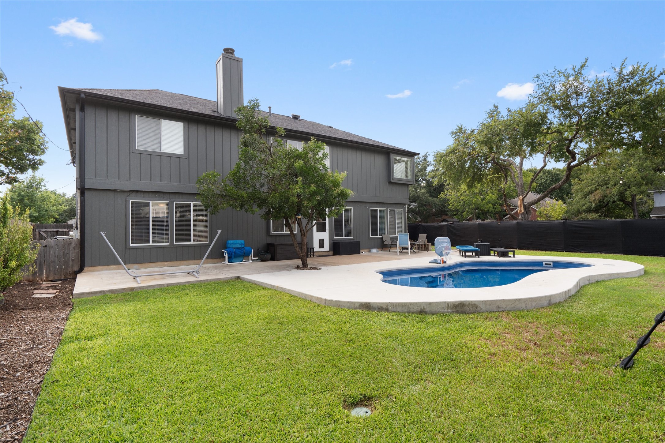 Cedar Bend Dr, Round Rock, TX 78681