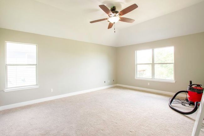 350 Mcgarity, House other with 5 bedrooms, 3 bathrooms and 4 parking in Kyle TX | Image 13