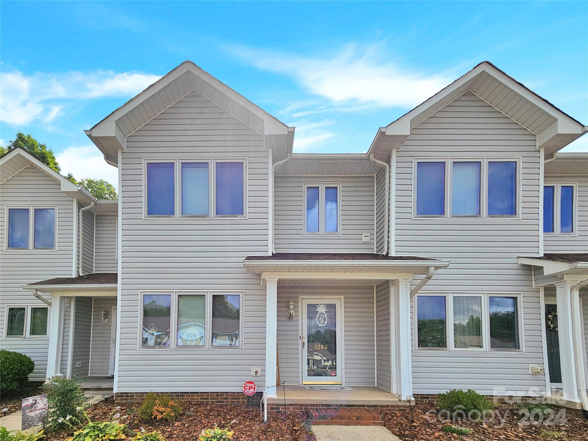 White Oak Ct, Claremont, NC 28610