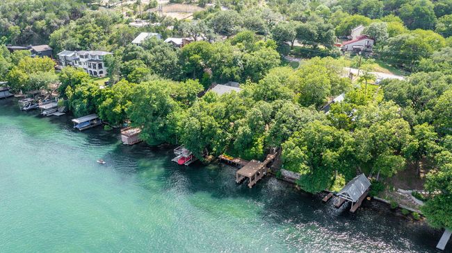 Aerial view of Apache Shores boat docks | Image 25
