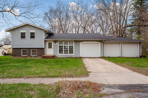 8512 Mildred Road, Machesney Park, IL, 61115 | Card Image