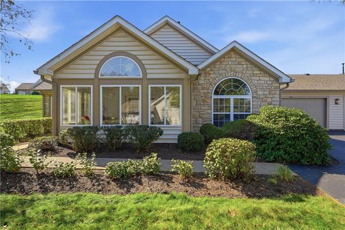 1721 Heather Heights Dr, Crescent, PA, 15046-3805 | Card Image