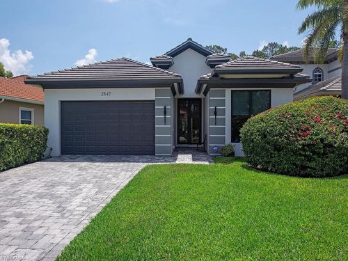 2847 Coco Lakes Dr, NAPLES, FL, 34105-4512 | Card Image