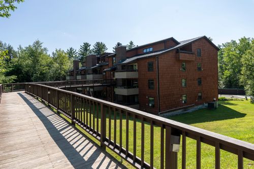 7-b-118 Gateway Ct, Mendon, VT, 05701-7462 | Card Image