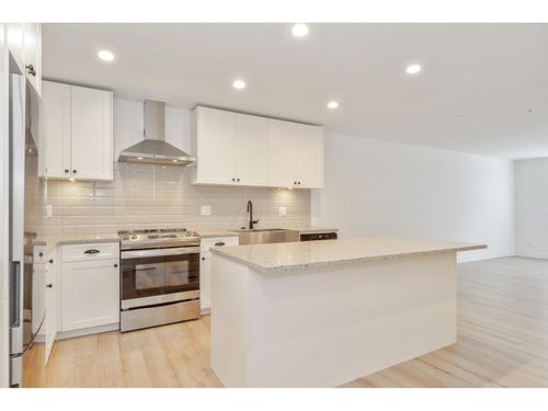 a108-20487 65 Ave, Langley, BC, V2Y3K5 | Card Image