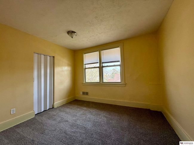 5906 N 34 Th St, House other with 3 bedrooms, 2 bathrooms and null parking in Omaha NE | Image 26
