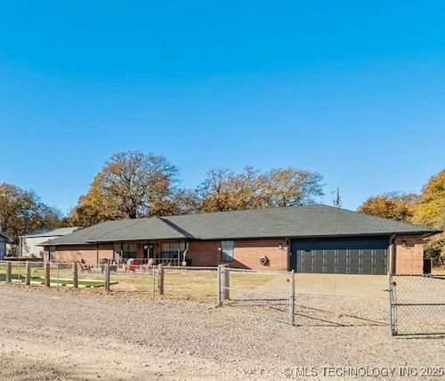 5255 Osborn Rd, Kingston, OK, 73439-8864 | Card Image