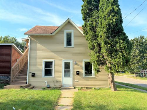 1002 Bush Street, Red Wing, MN, 55066 | Card Image