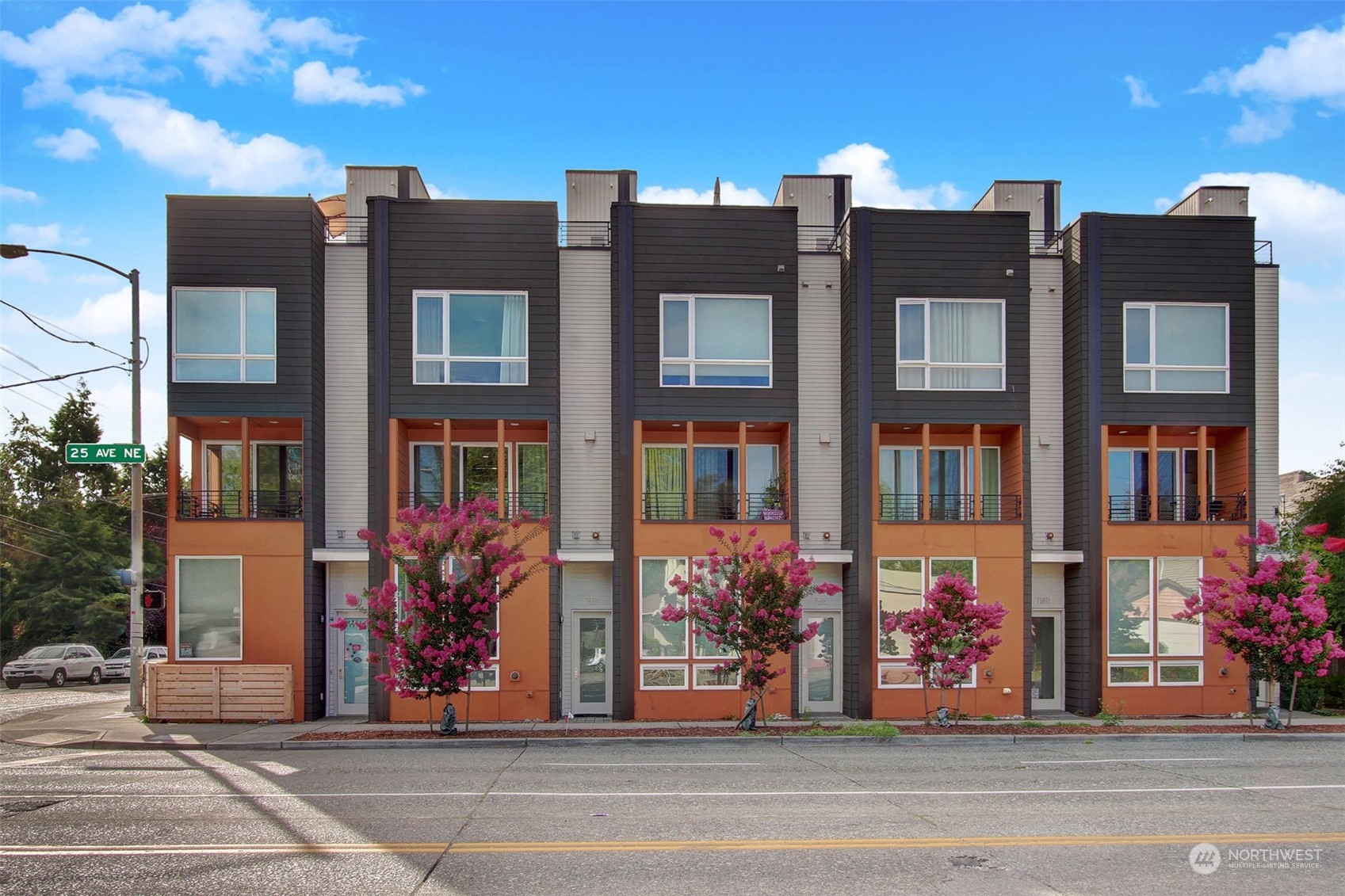 25th Ave, Seattle, WA 98115