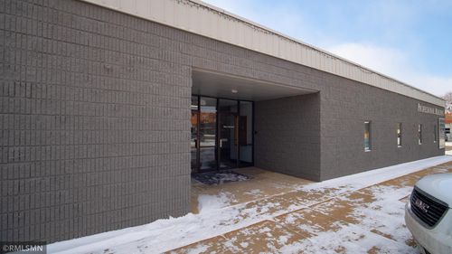 100 2nd St Se, Stewartville, MN, 55976-1288 | Card Image