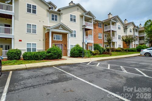 9823 Hyde Glen Ct, Charlotte, NC, 28262-2657 | Card Image
