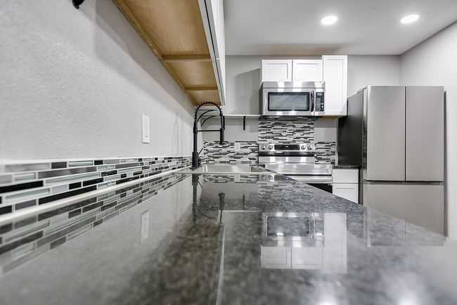 Kitchen | Image 18