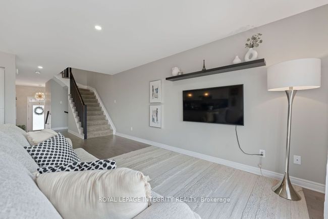 5 Mcphail Rd, House attached with 3 bedrooms, 3 bathrooms and 2 parking in Carleton Place ON | Image 15