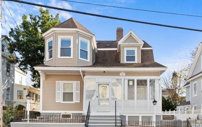 55 18th St, House other with 4 bedrooms, 2 bathrooms and 4 parking in Lowell MA | Image 1