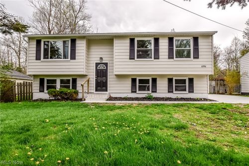 6996 Roe Blvd, Madison, OH, 44057-1473 | Card Image