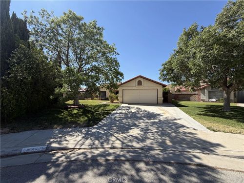 3325 Dale Ct, Rosamond, CA, 93560-6239 | Card Image