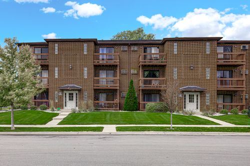 3a-1108 Cedar St, Glendale Heights, IL, 60139-3479 | Card Image