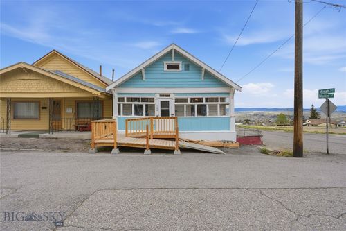 102 Mullin St, Butte, MT, 59701-8420 | Card Image
