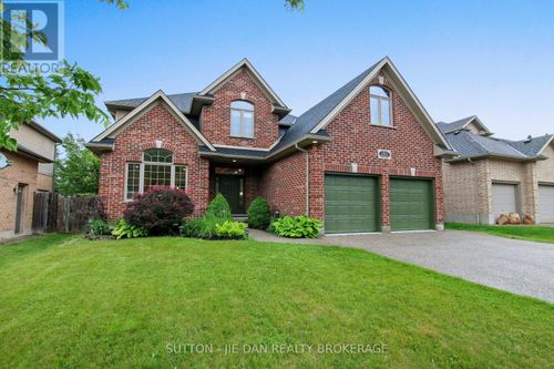 1965 Riverbend Rd, London, ON, N6K0A1 | Card Image