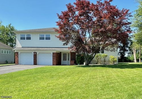 8 Sunset Dr, Whippany, NJ, 07981-1620 | Card Image