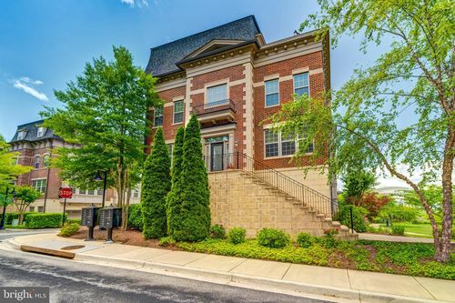 32-510 Overlook Park Dr, OXON HILL, MD, 20745-1174 | Card Image