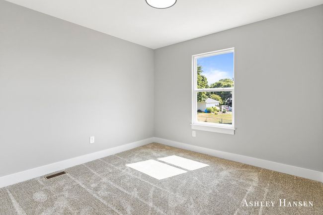 86 Chase Court Nw, House other with 3 bedrooms, 3 bathrooms and null parking in Kent City MI | Image 20