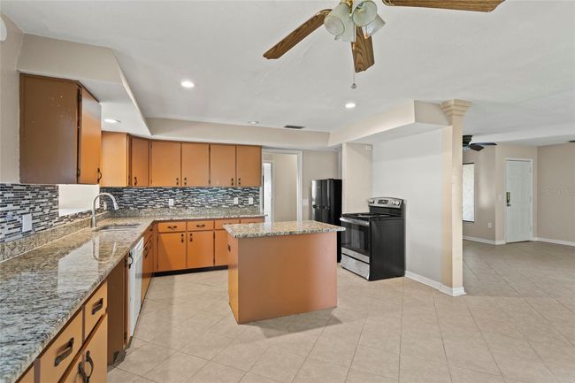 Kitchen View | Image 10