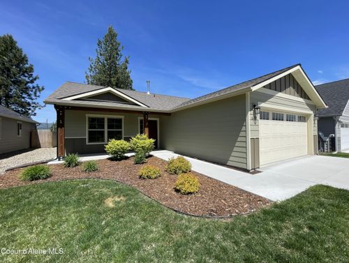 670 Valley, Oldtown, ID, 83822 | Card Image