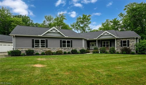2625 Boston Mills Rd, Brecksville, OH, 44141-3816 | Card Image