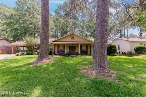 715 Tanglewood Drive, Clinton, MS, 39056 | Card Image