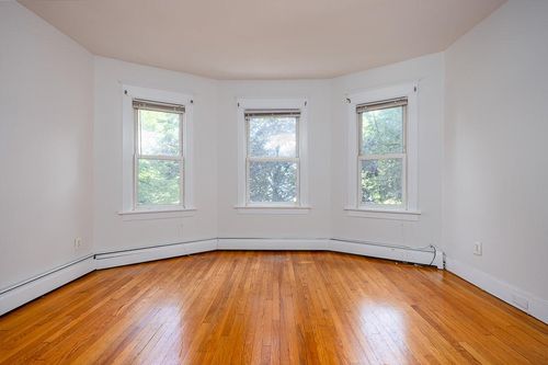 3 N Serven St, Pearl River, NY, 10965-2169 | Card Image