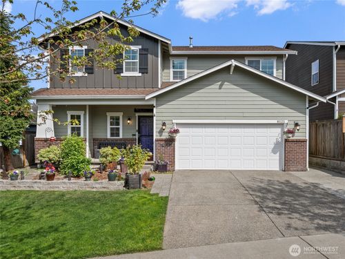8121 83rd Pl Ne, Marysville, WA, 98270-8076 | Card Image